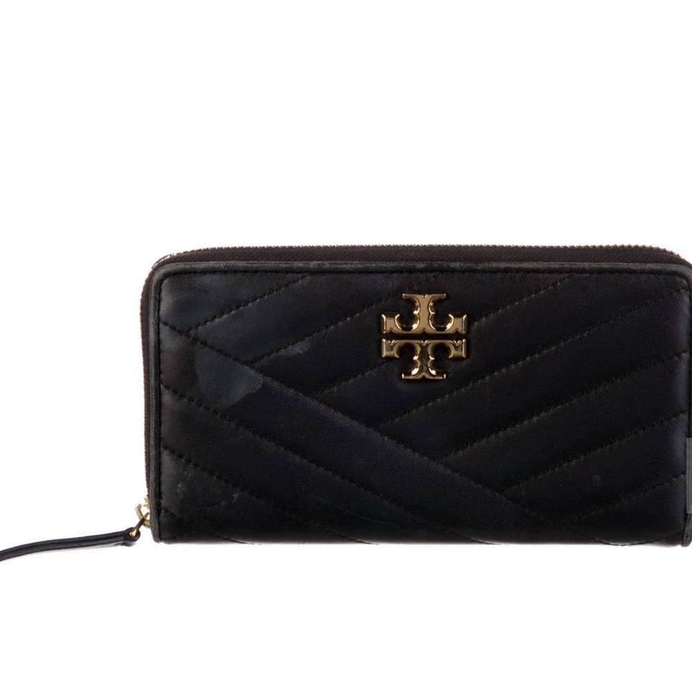 Tory Burch Black Quilted continental Zip Wallet